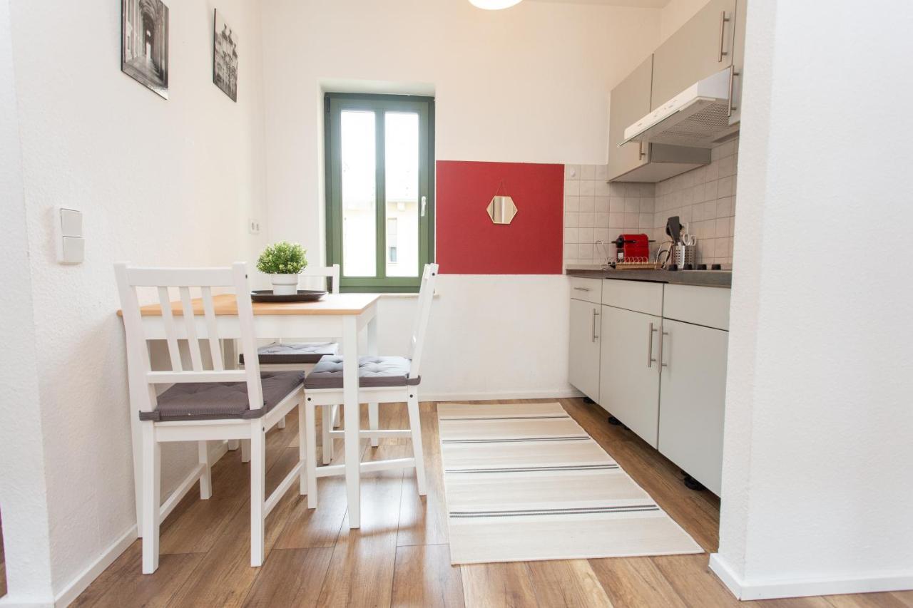 Fullhouse - Halle - R6 Apartments - Smarttv - Nespresso Bagian luar foto