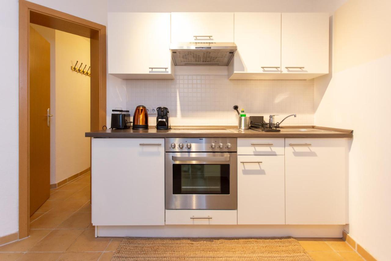 Fullhouse - Halle - R6 Apartments - Smarttv - Nespresso Bagian luar foto