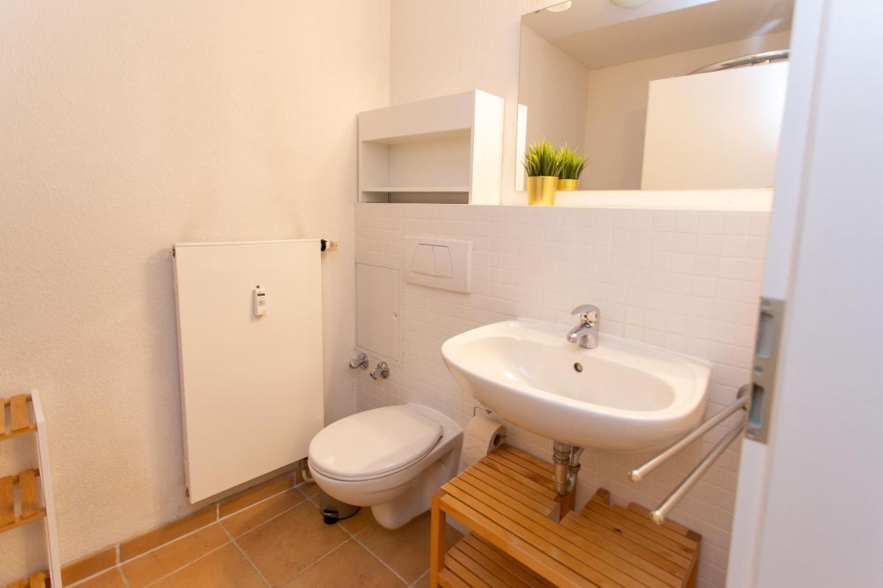 Fullhouse - Halle - R6 Apartments - Smarttv - Nespresso Bagian luar foto