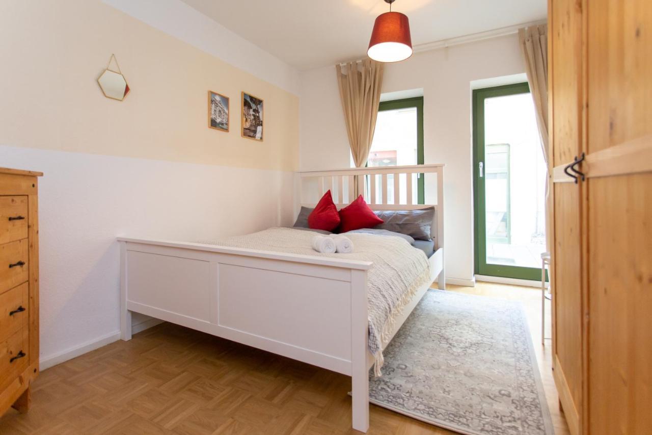 Fullhouse - Halle - R6 Apartments - Smarttv - Nespresso Bagian luar foto
