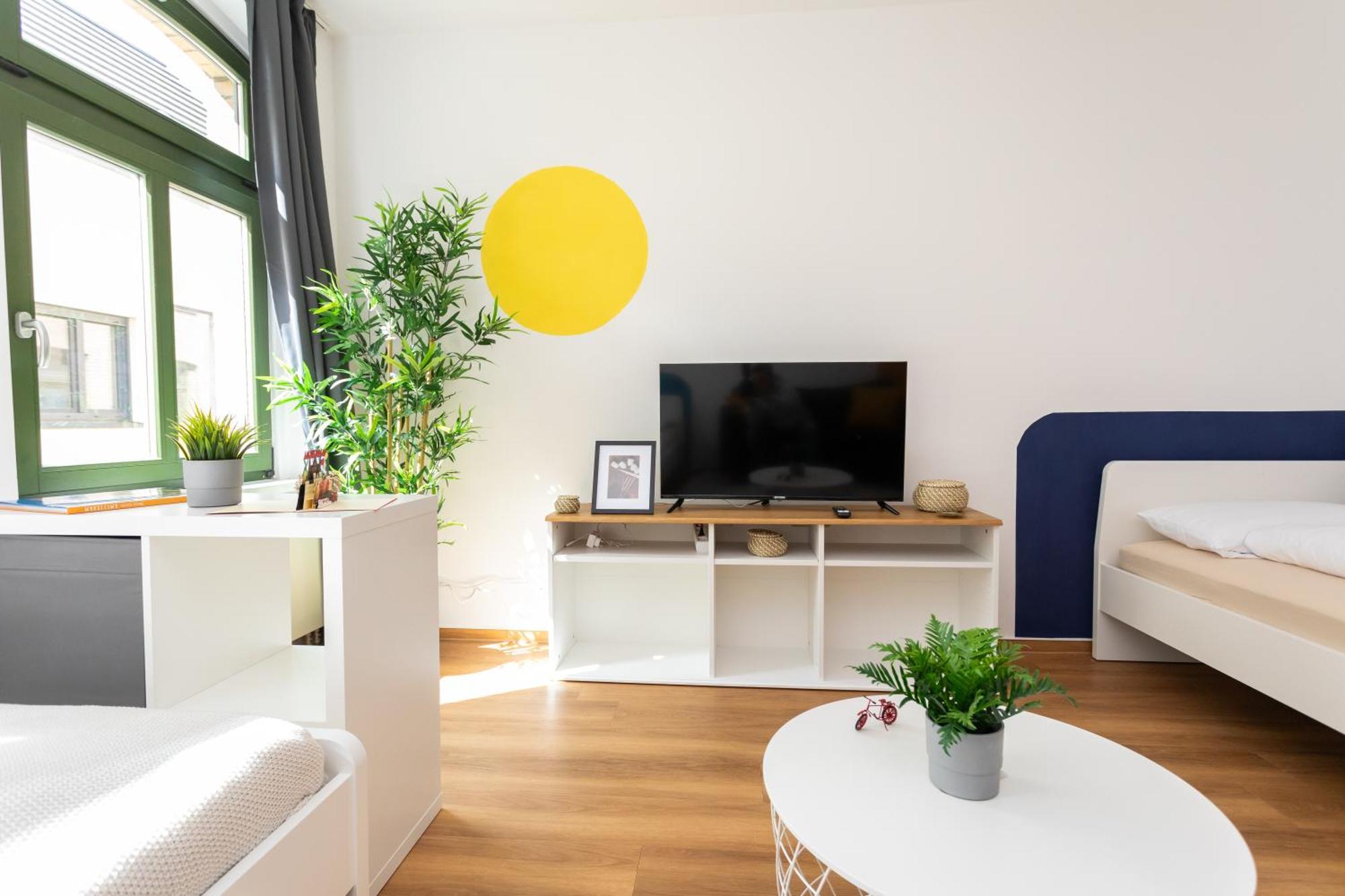 Fullhouse - Halle - R6 Apartments - Smarttv - Nespresso Bagian luar foto